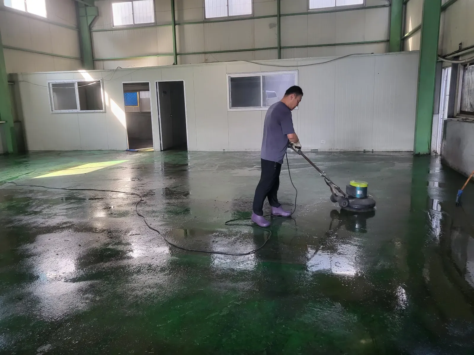 대구 공장 청소 시공 현장 사진 3